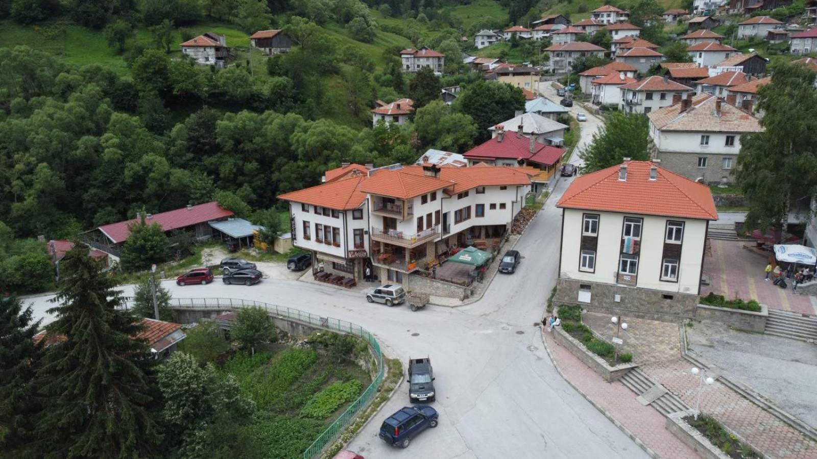 טריגראד Къща За Гости Камината מראה חיצוני תמונה
